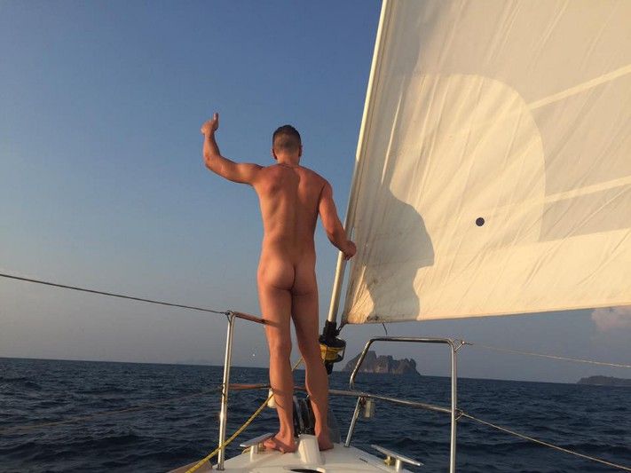 Nude Sailing Pics.