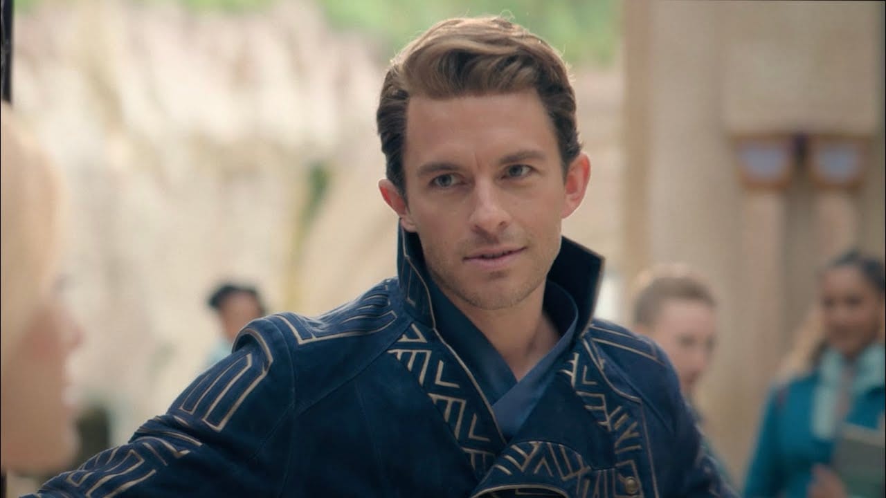 ManCrush: Wicked Star, Jonathan Bailey.